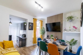 Open Mind Leisure - Luxury 5 Beds & Free Parking